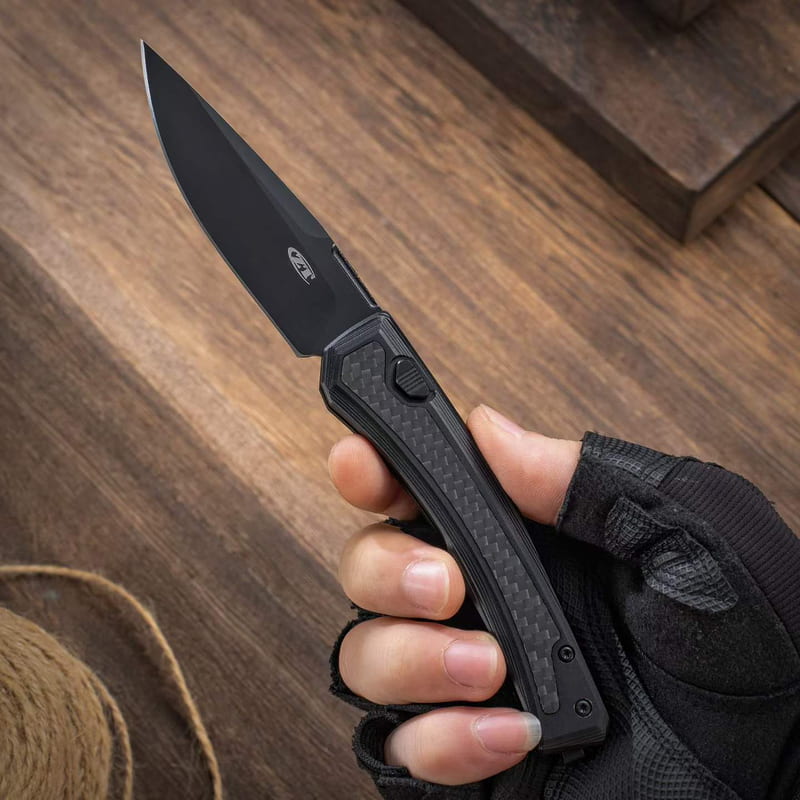 ZT 0556 Automatic knife