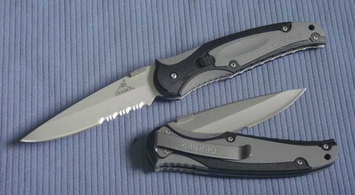 GERBER  Assisted opening folding blade 0135
