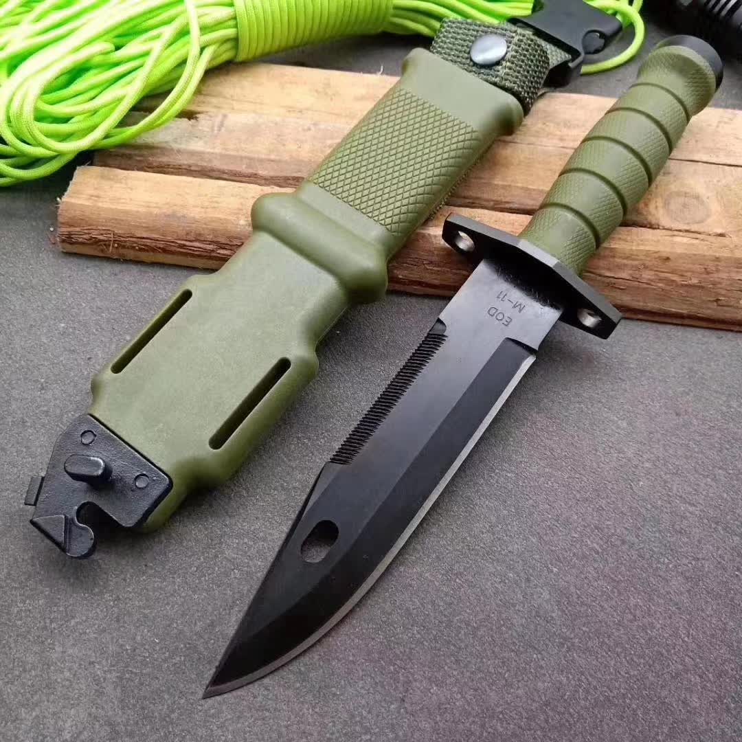 M11 Fixed blade
